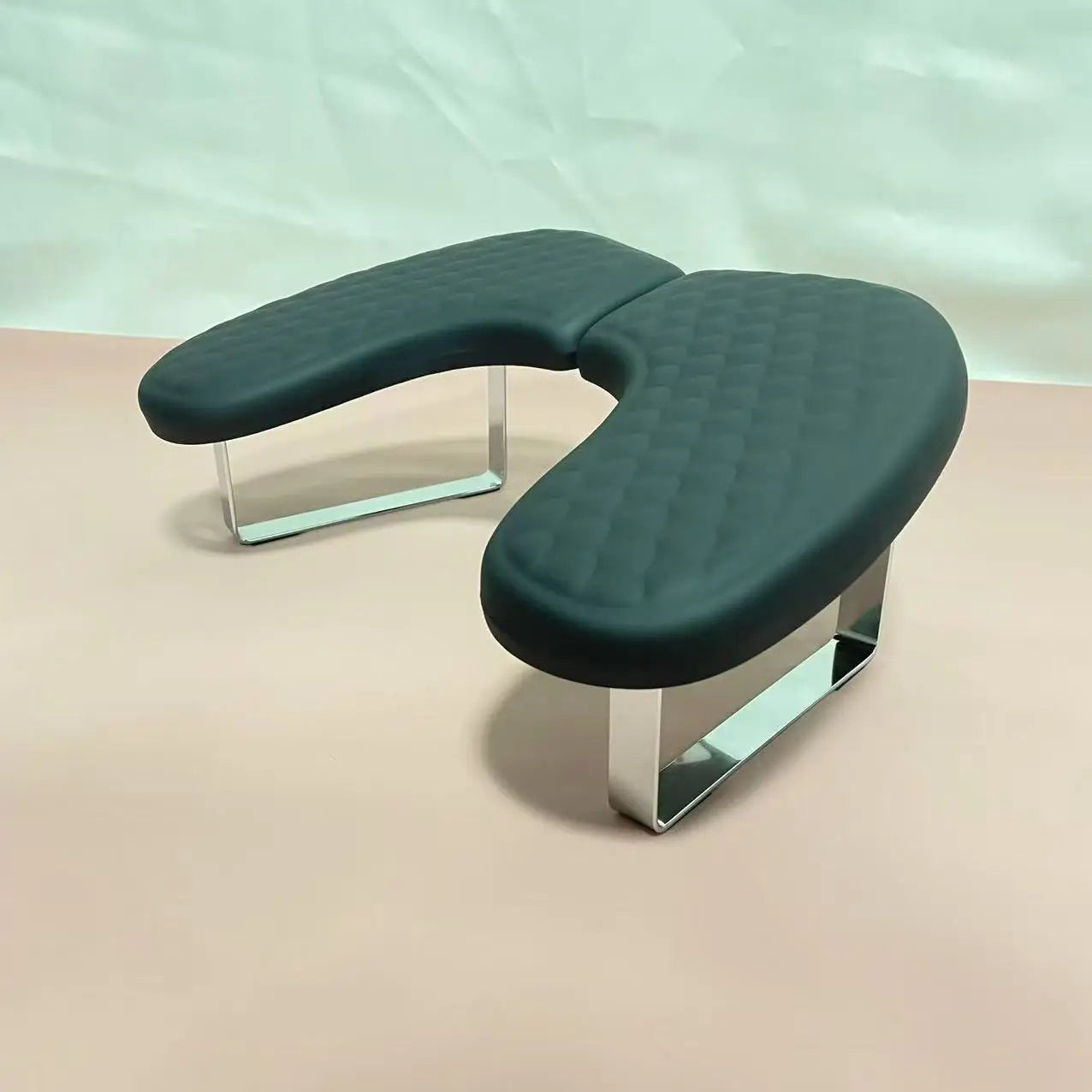 Ergonomic Manicure Hand Rest